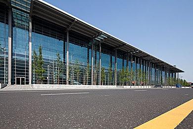 锐龙7 6800U加持！国产掌机AYANEO 2开启预定：5599元起